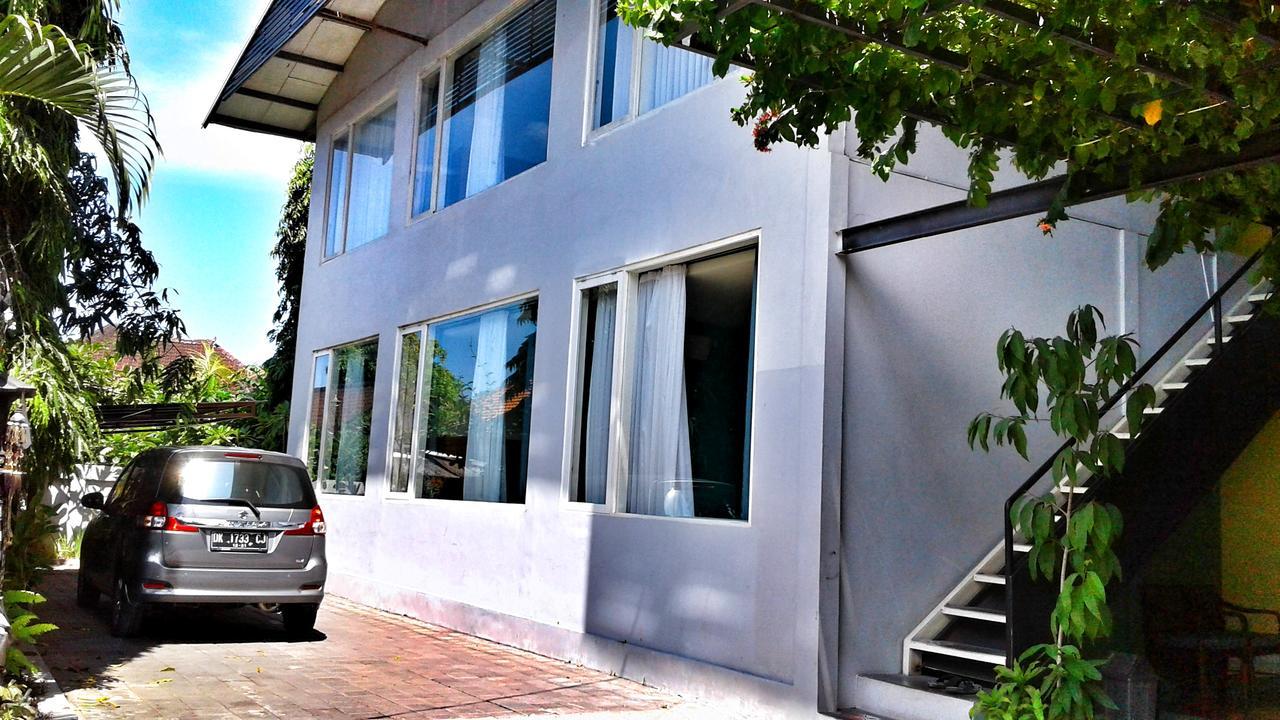 Matta Lodge Kuta Selatan Exterior foto