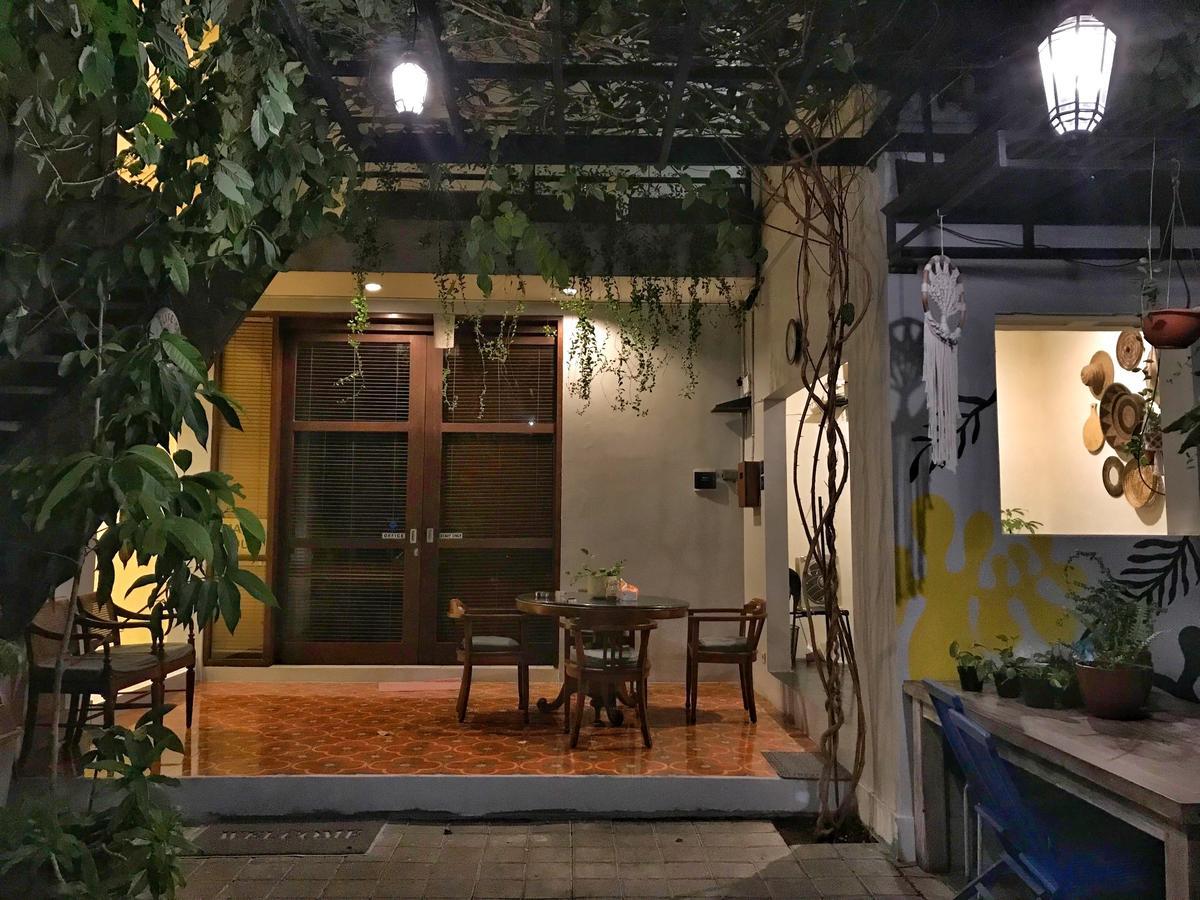 Matta Lodge Kuta Selatan Exterior foto